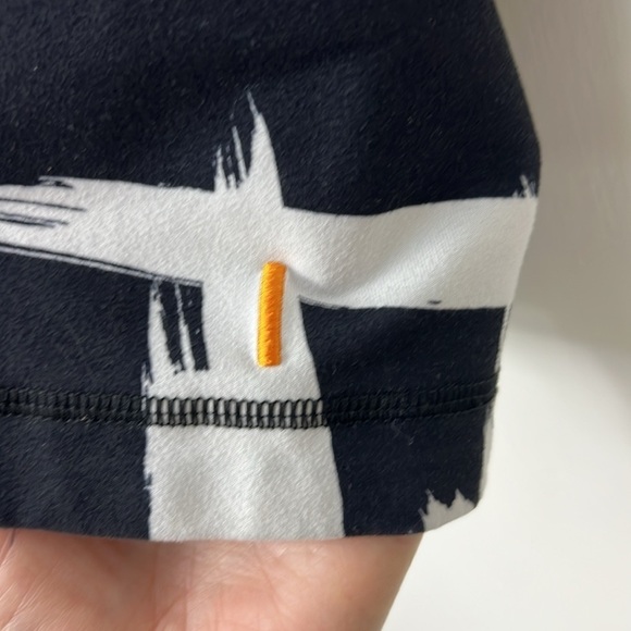 155. Lucy active biker shorts Size M, inseam 6" - Picture 3 of 9